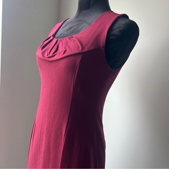Garnet Pleated Ruched Mini Cocktail Dress - Picture 7 of 10